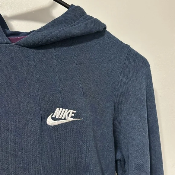 NWOT! Nike Hoodie‎ - Picture 2 of 4